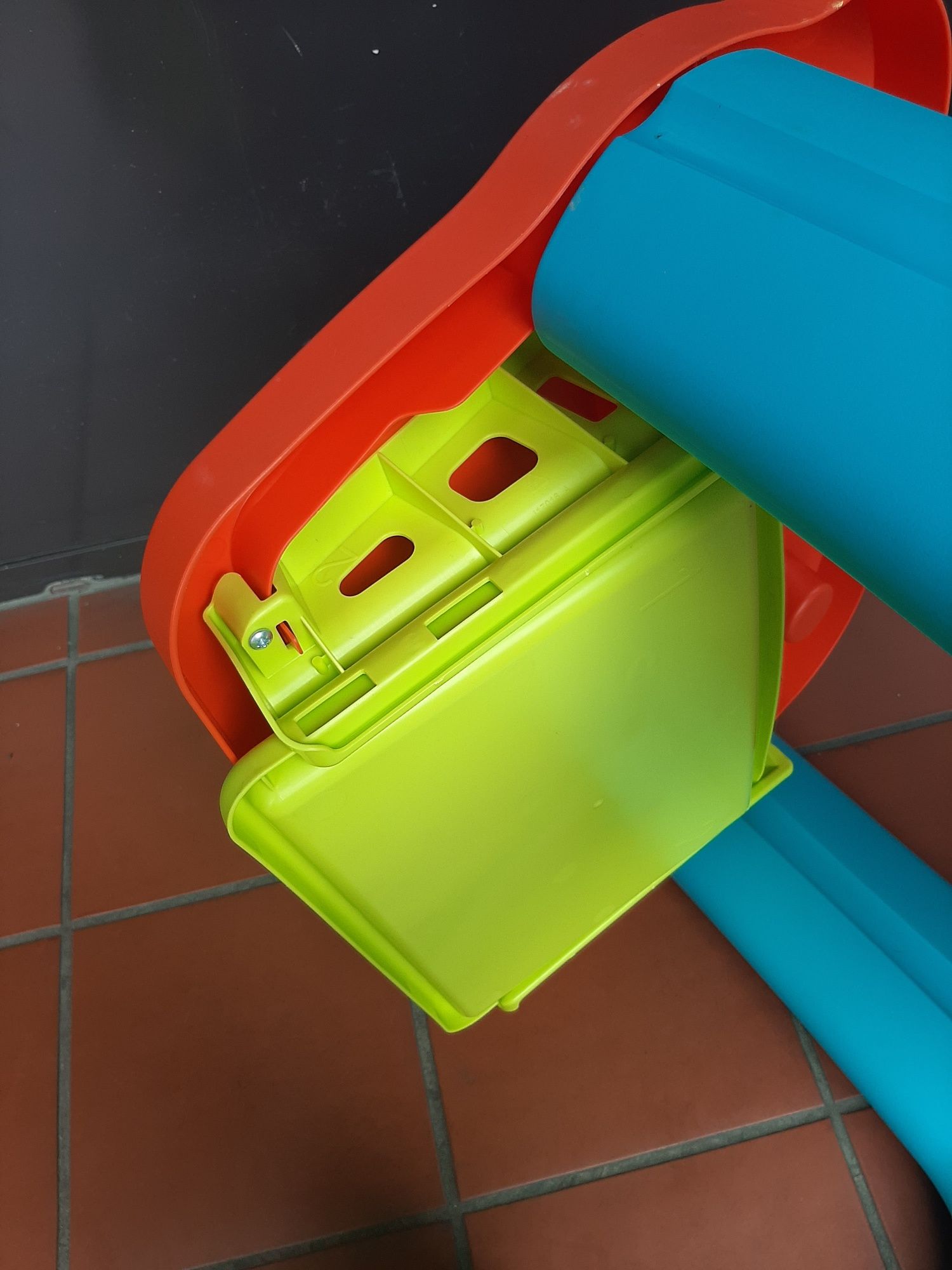 Smoby stolik biurko z krzesełkiem