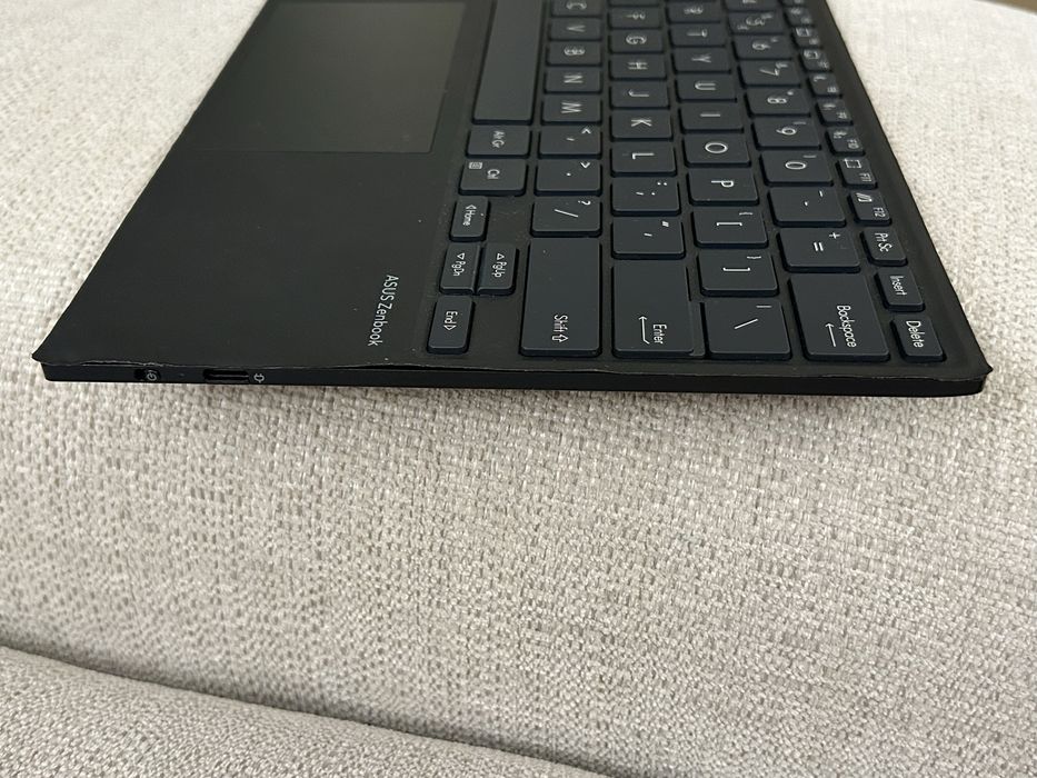 Laptop ASUS ZenBook Fold UX9702AA 17.3" FOLED i7-1250U 16GB 1TB W11Pro