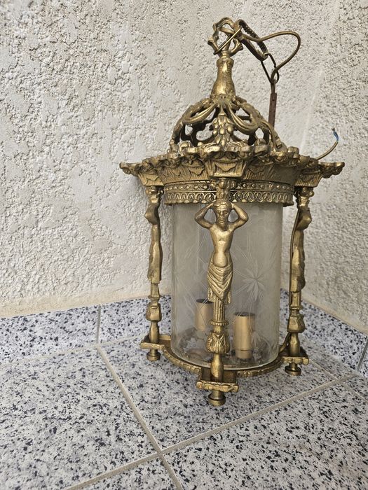 Candeeiro antigo em bronze