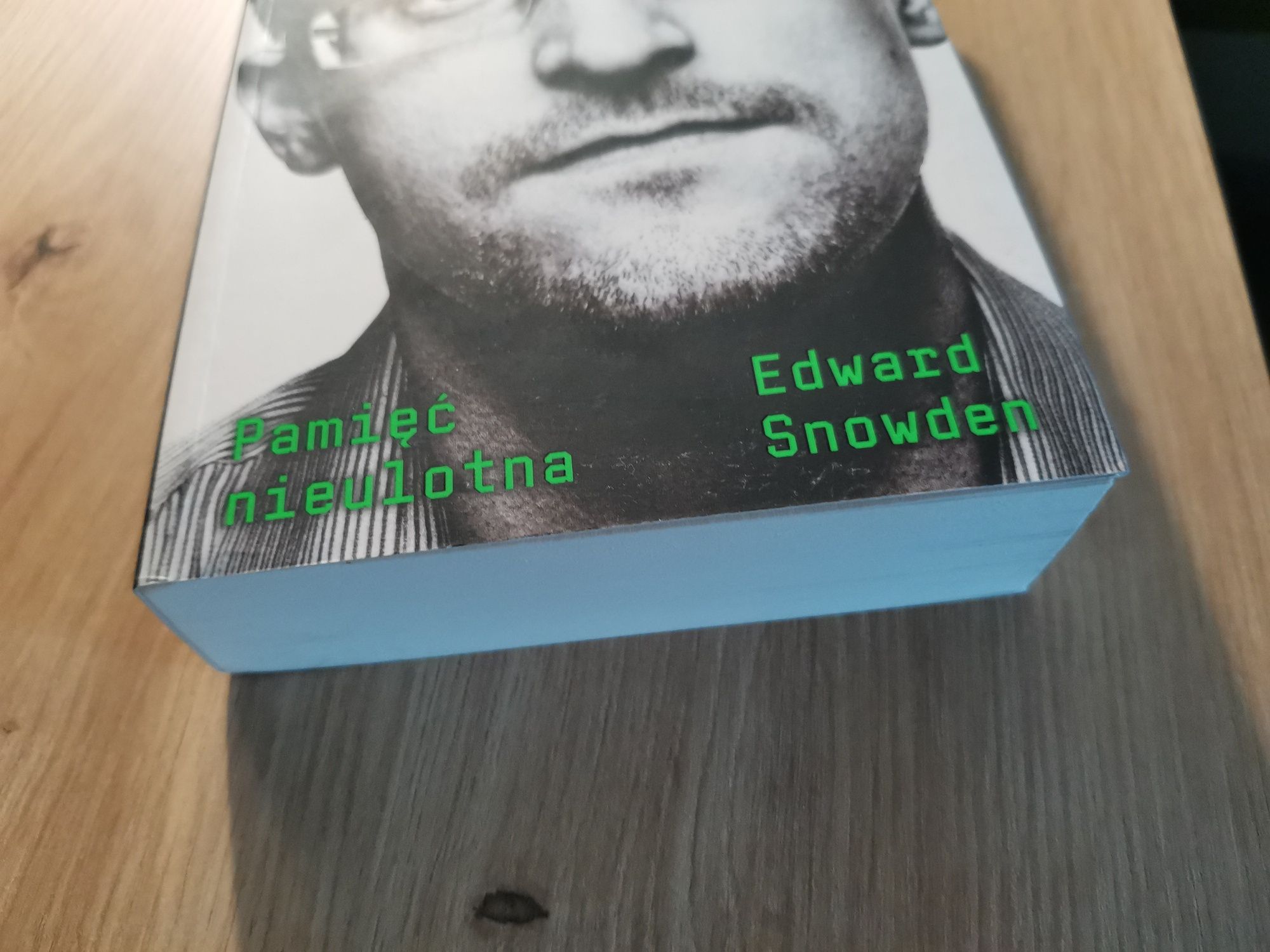 Edward Snowden Pamięć nieulotna