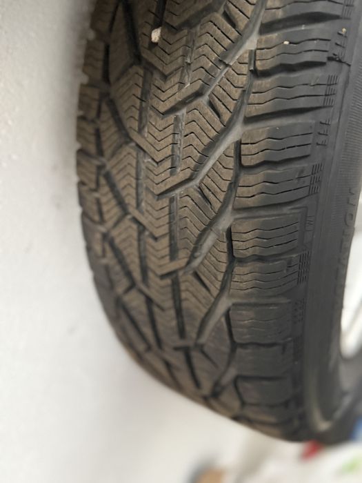 Диски з шинами r16