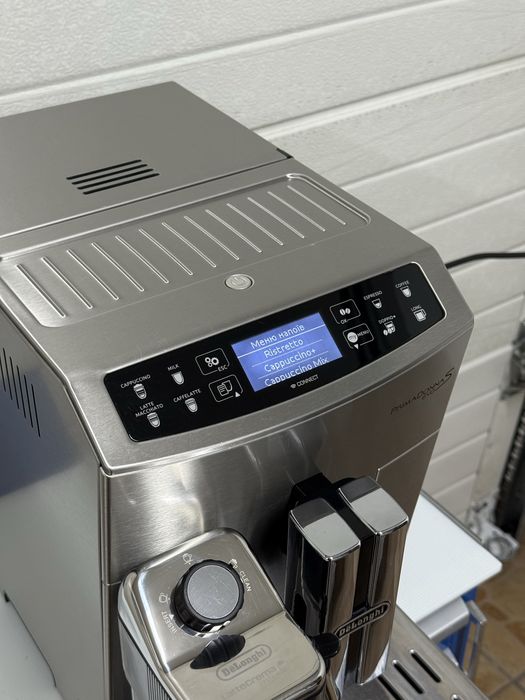 Кавомашина Delonghi Primadonna S Evo