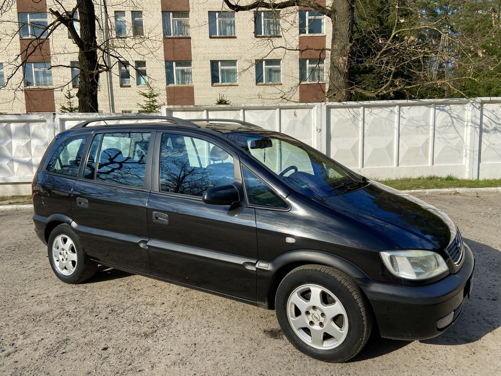 Opel Zafira 1.6 Ecotec 7 місць