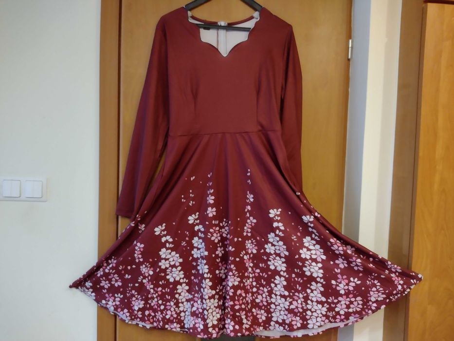 Sukienka midi Care Label rozmiar L