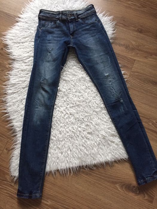 Jeansy push up Bershka 34