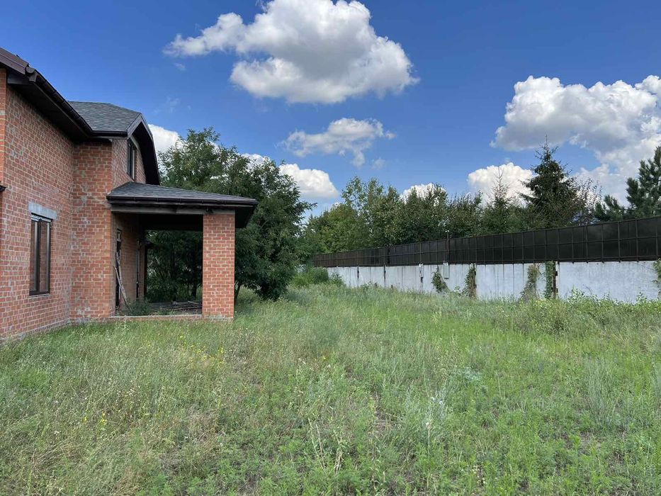 Продам дом в Обуховке "Серебряный Бор"