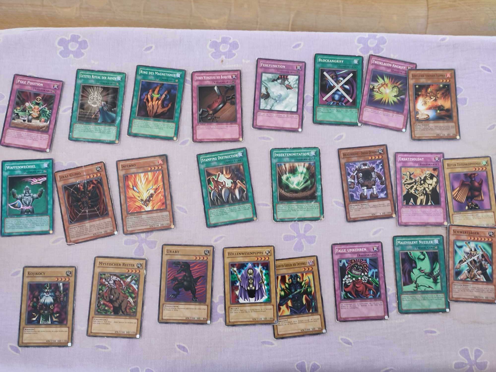 Karty Yu-Gi-Oh dużo kart