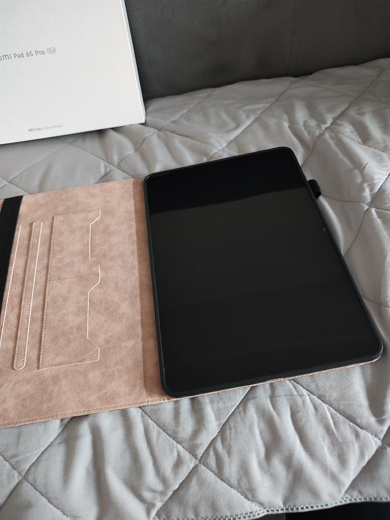 Tablet Xiaomi pad 6s pro 12.4' 256gb jak nowy