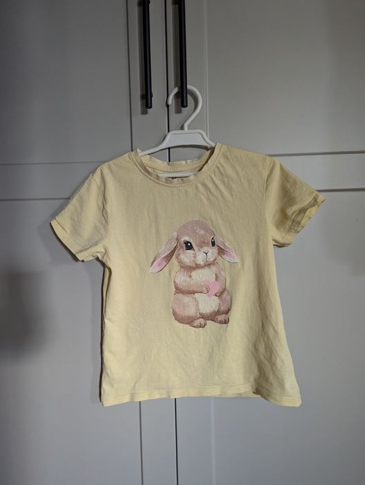 Urocza bluzka z króliczkiem 122/128 h&m