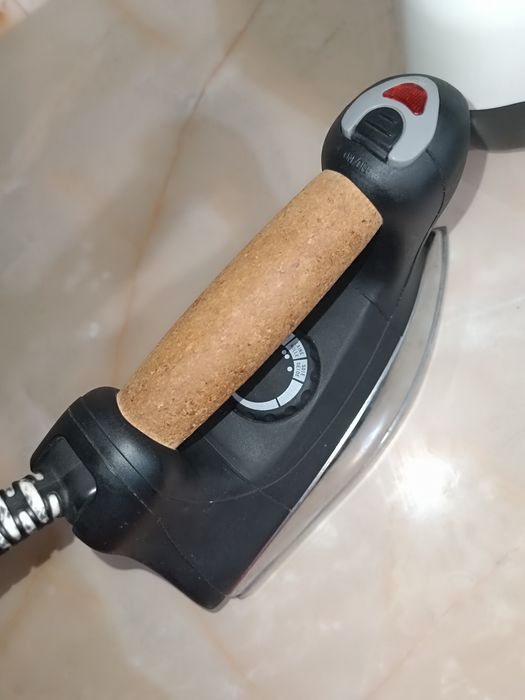 Парогенератор утюг