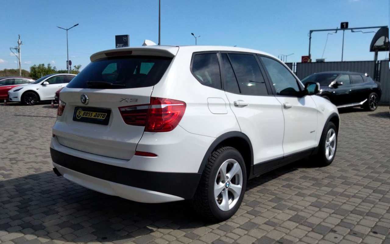 BMW X3 2011 року