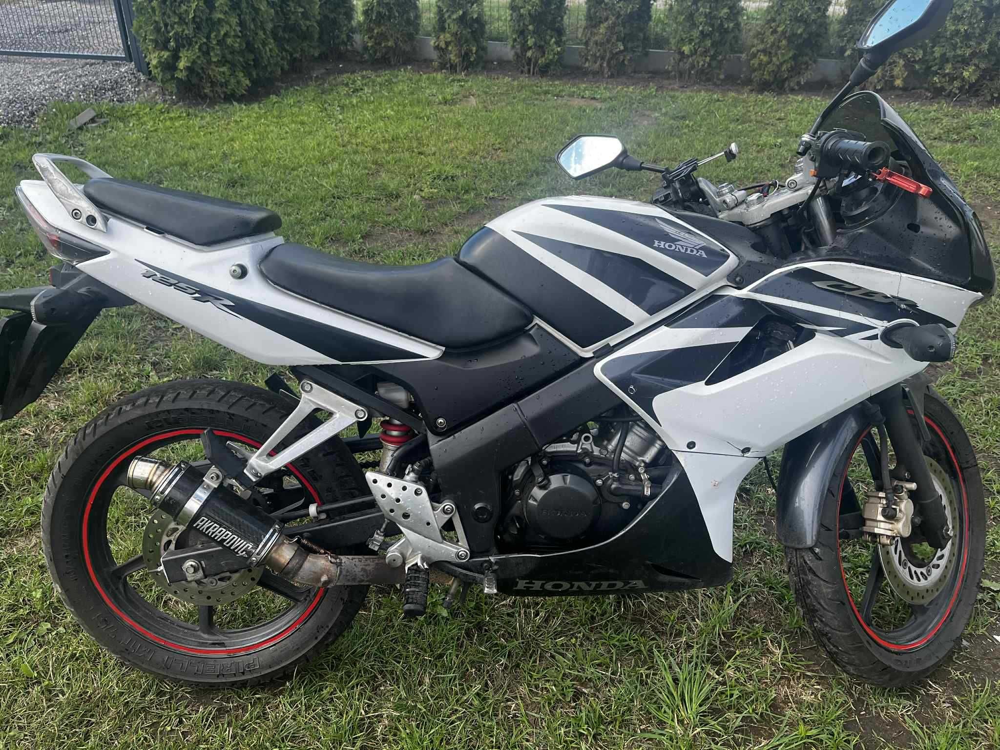 Honda CBR 125 JC39 2010r.