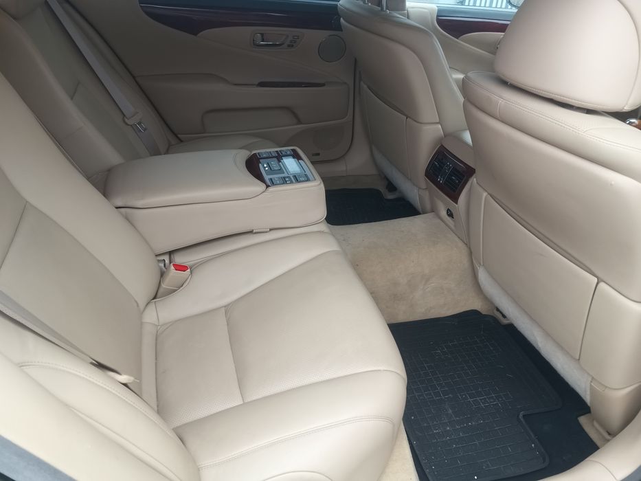 Lexus ls 600hl stan bardzo dobry