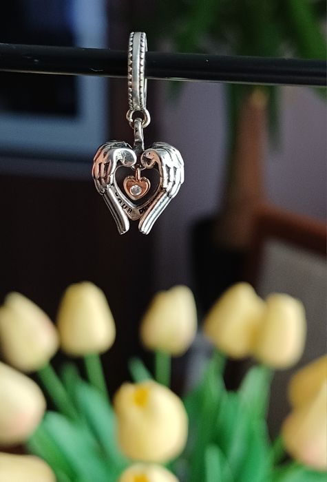 Pandora charms serduszko