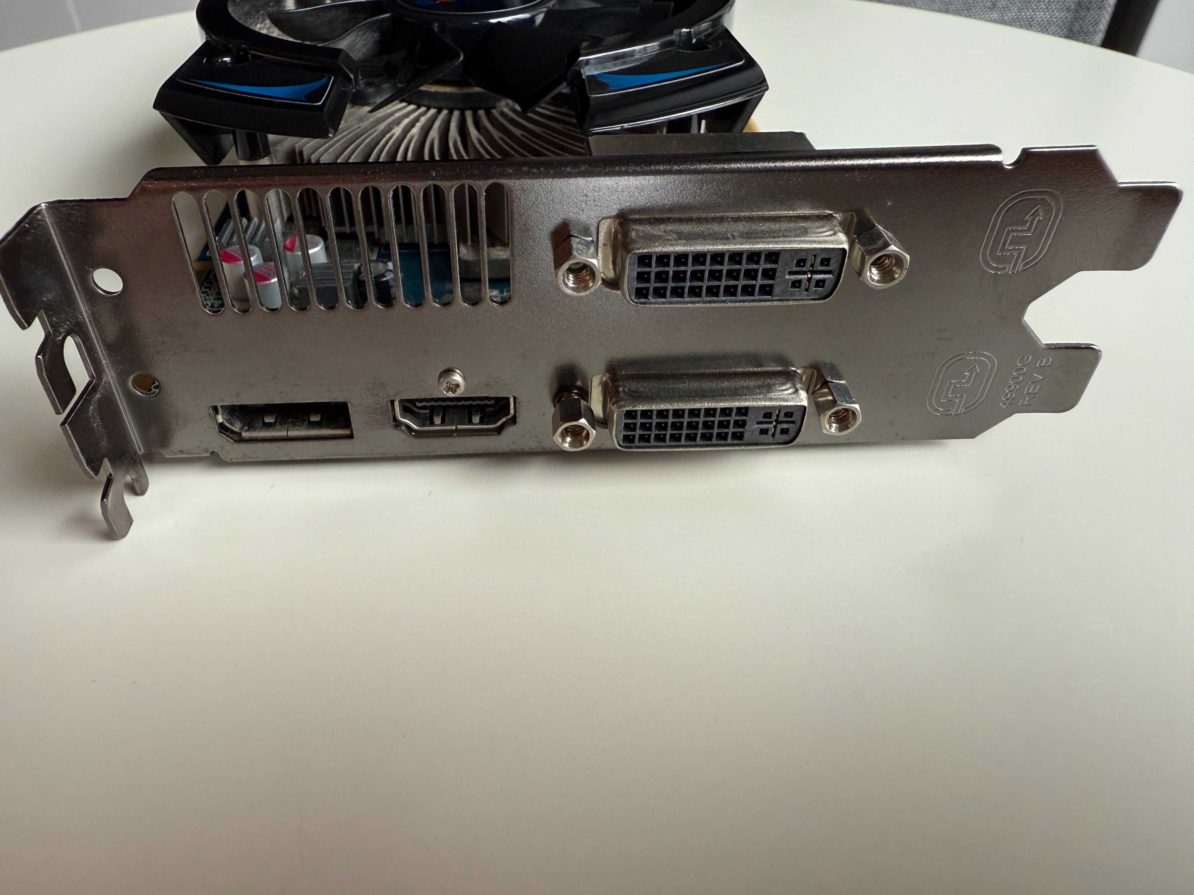Karta graficzna Sapphire Vapor-X Radeon 5770 1GB