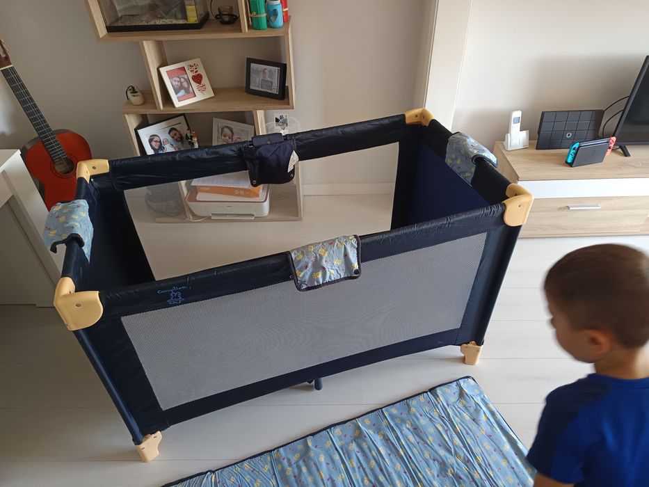 Cama de viagem para criança