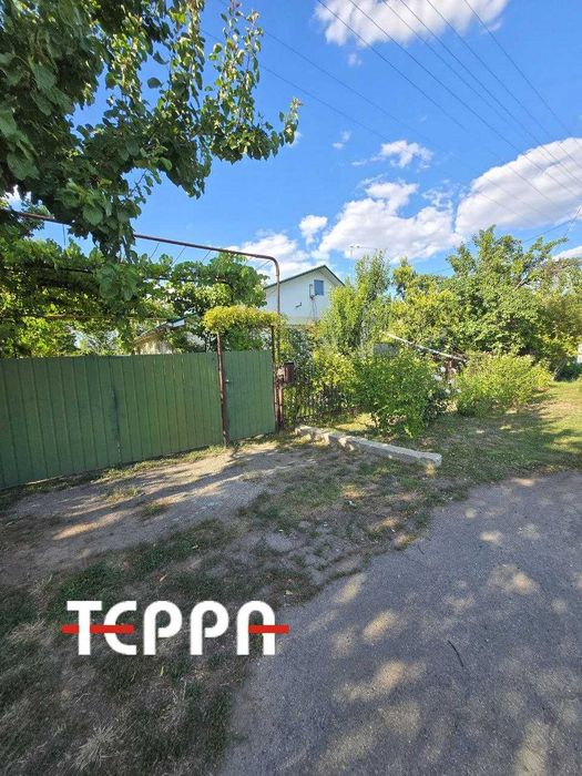 Продаж будинку з каміном та зимовим садом, Люцерна