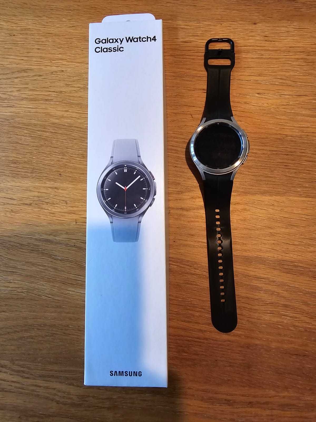 Samsung Galaxy Watch 4 Classic + 3 braceletes oferta
