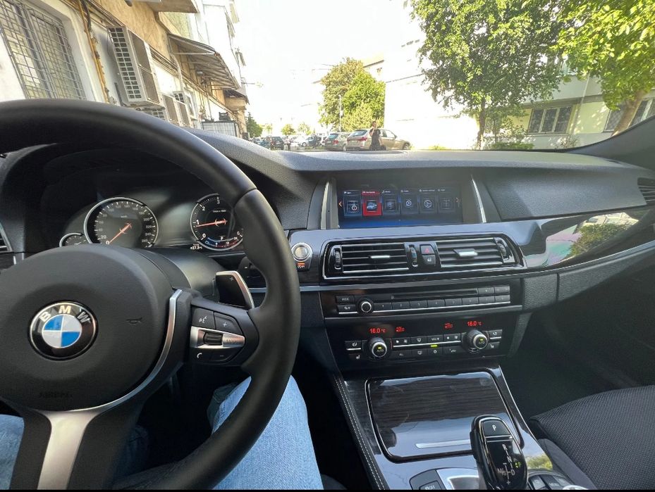 Rádio Android 13 com GPS BMW F10 F11 (Novo)
