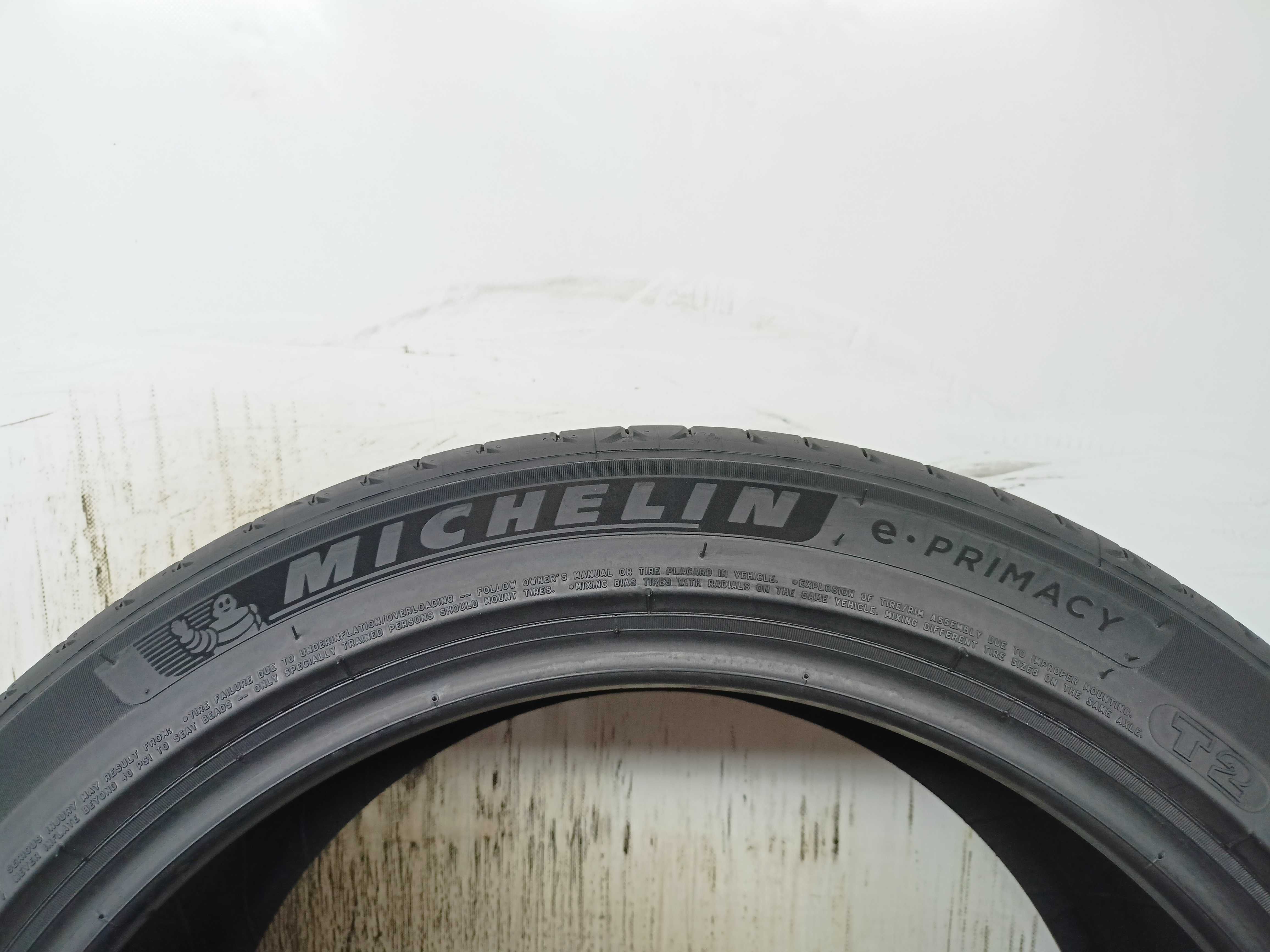 Michelin E-primacy 235/45/18 2023rok 98V 6,3mm (2361)