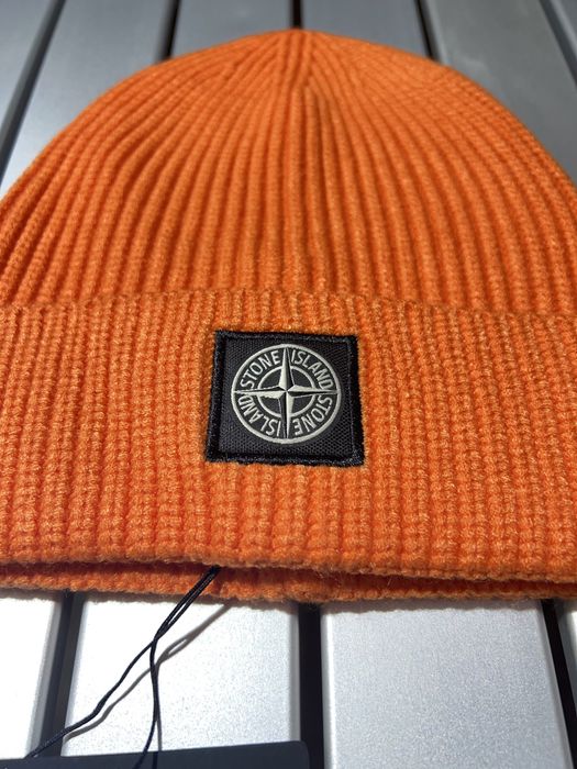 Шапка Оранжевая шапка чоловіча Шапка Ston Island Шапка Стон Исланд