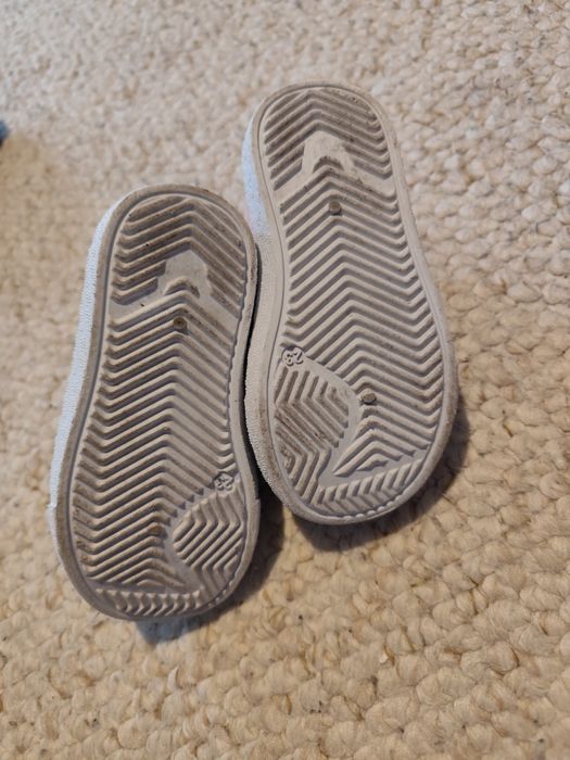 Trampki dziewczęce tenisówki buciki na rzep różowe w grochy czarne