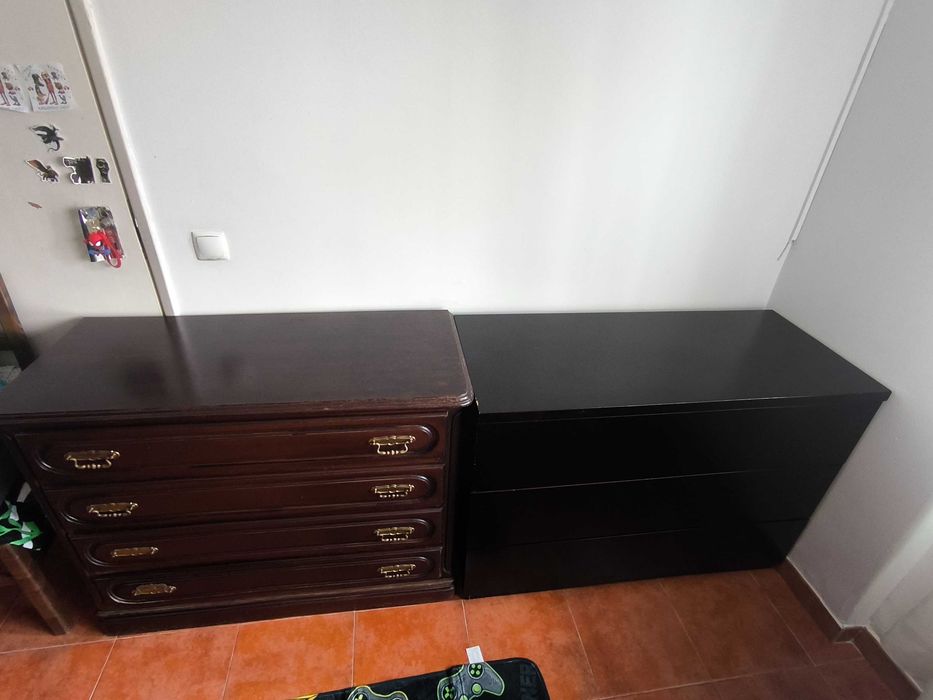 Cômodas conservadas