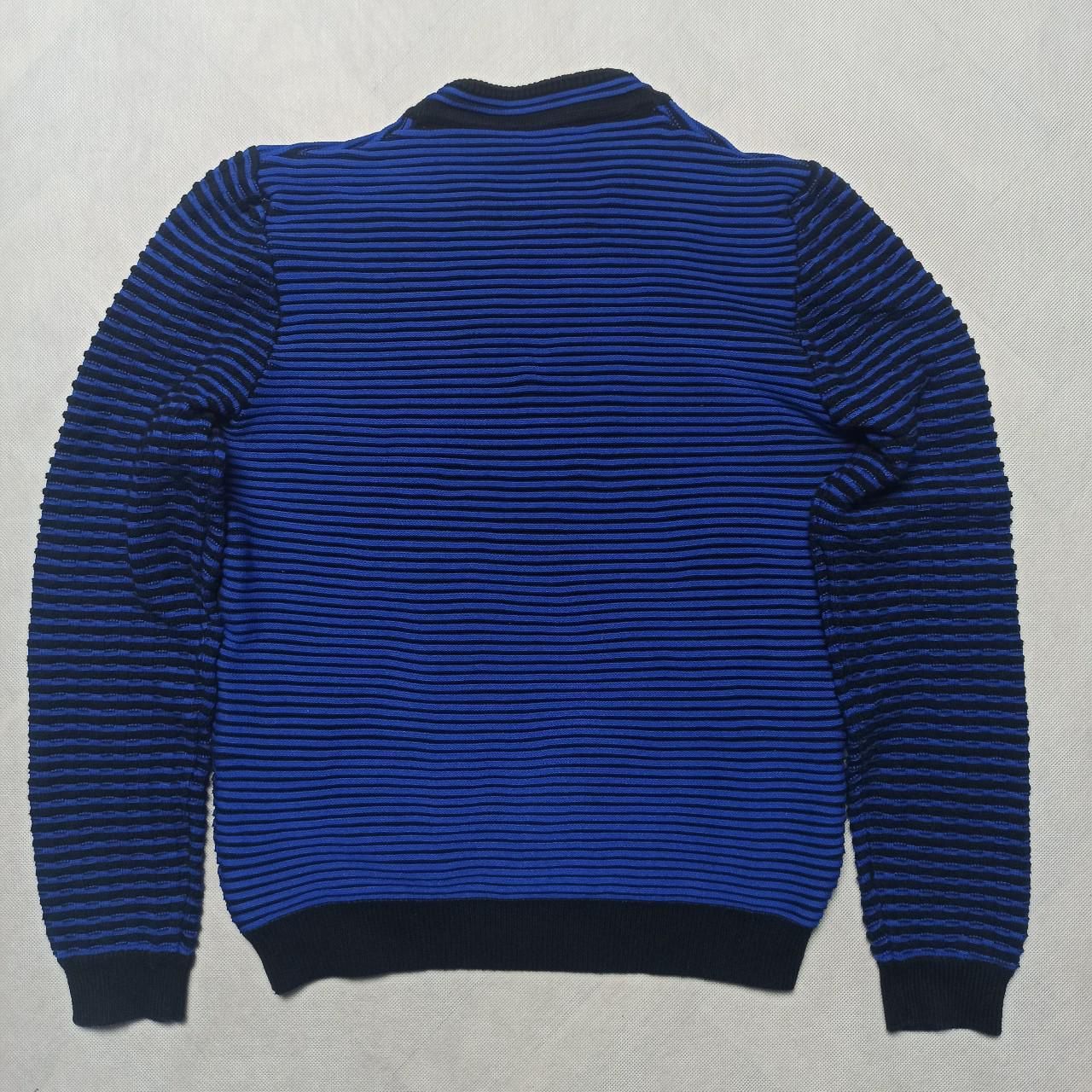 Hologram sweter
Kenzo striped knit 3d futuristic sweaterSzerokość 53