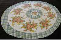 Toalha mesa Oval, , florida no centro - Medida: 120 x 105 cm