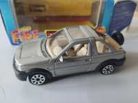 Land Rover Freelander 1:43 bburago burago autko resorak nie maisto.