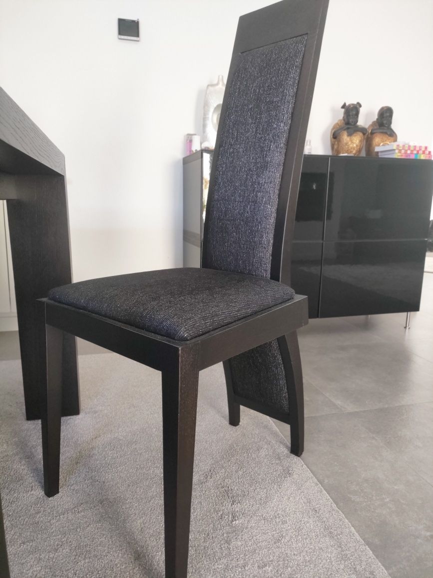 Mesa e 6 cadeiras