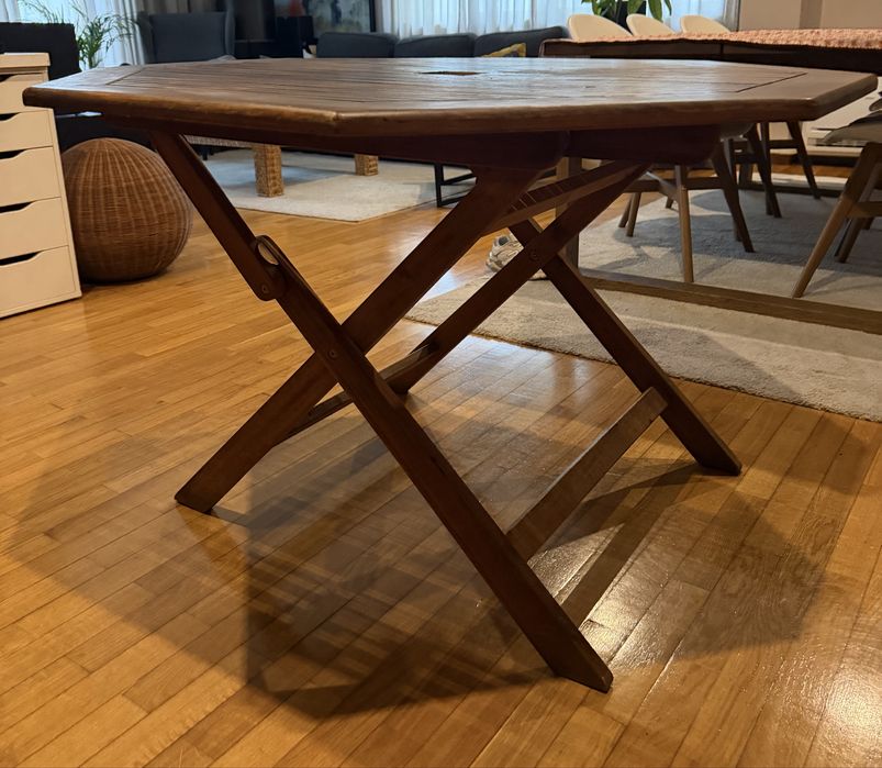 Mesa Jardim Hexagonal de Jardim está como nova. A medida é, 1,10 metro