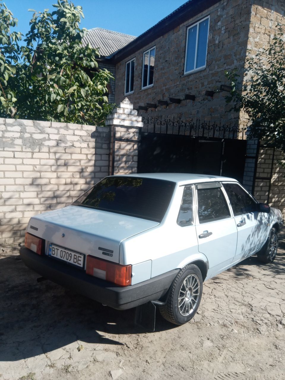 Продаю Lada 21099 1.5L инжектор.