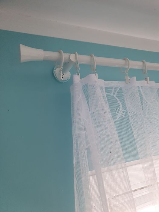 Biały karnisz metalowy 160cm  z żabkami na firankę/ Listwa na zasłonkę