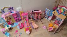 Barbie zestaw szafa kuchnia łóżko toaletka