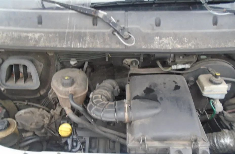 Разборка Renault Master 2 2,2dci (Рено Мастер2) Запчасти Бампер Форсун