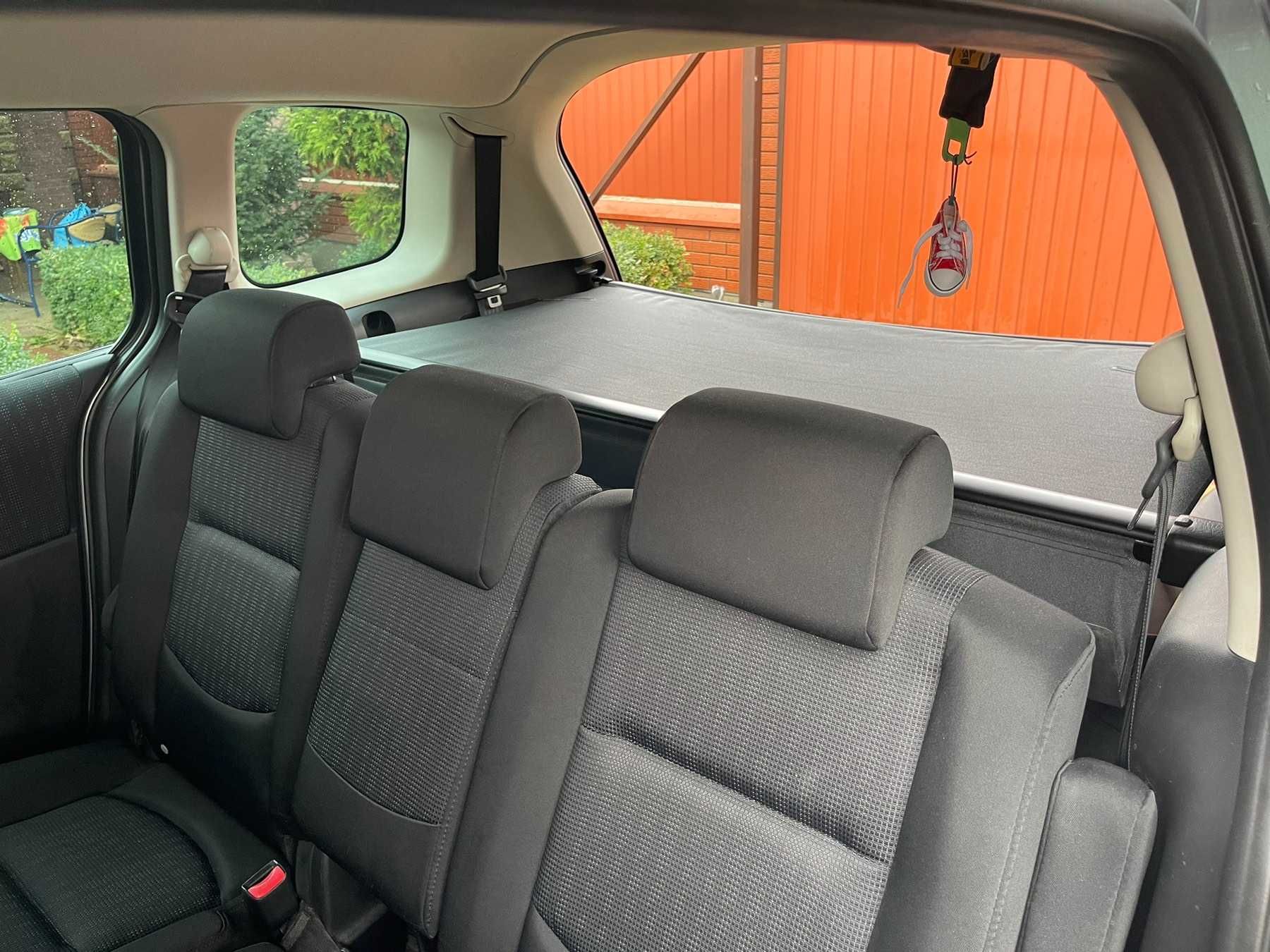 Продам Mazda 5  2010 (мінівен )