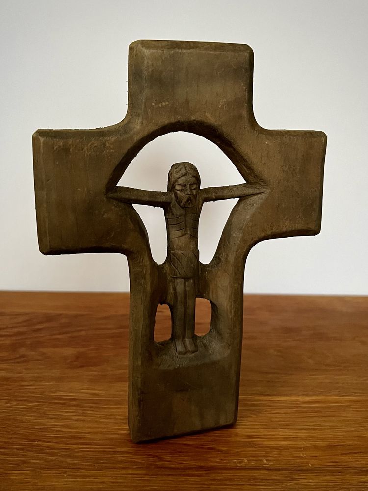 Rzeźba ludowa Krzyż Jezus Krucyfiks sygnowana