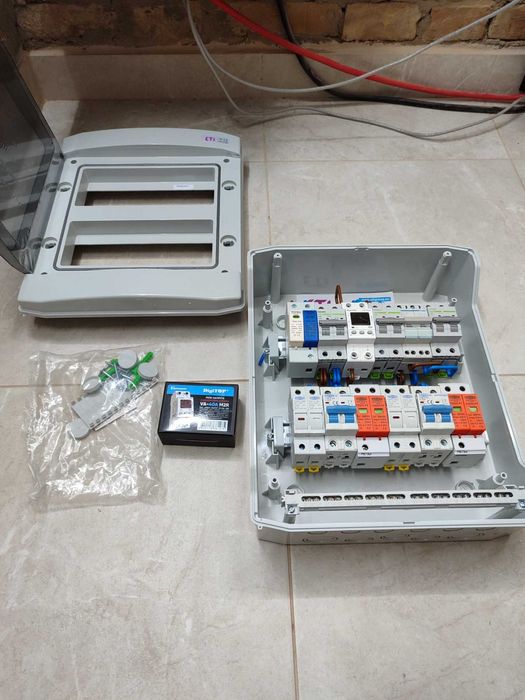 Готовий щиток захисту інвертора 1 фаза/ Deye 5-12 кВт AC+DC