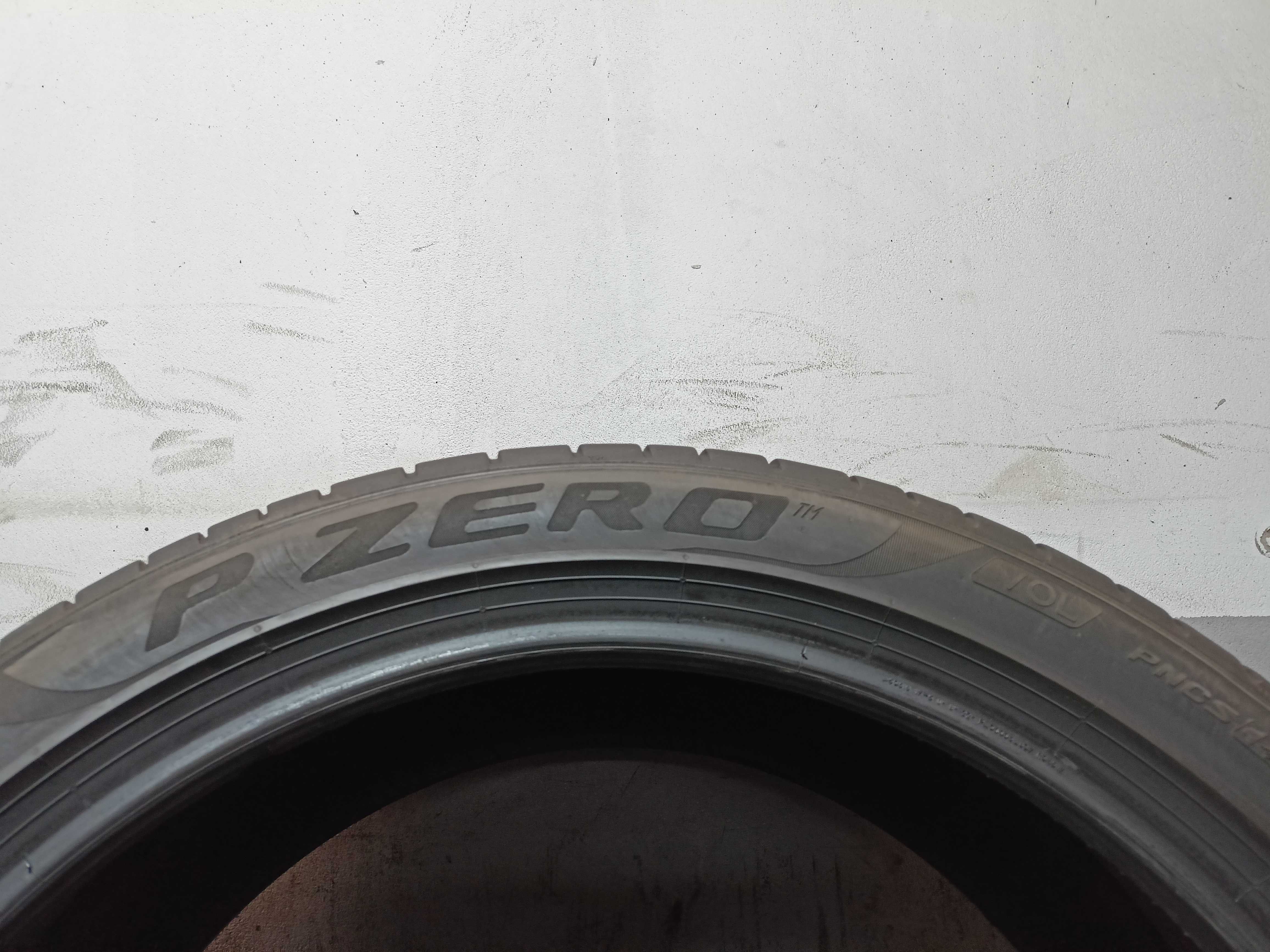 Pirelli Pzero 255/40/21 2019rok 102V 6,6mm (1683)