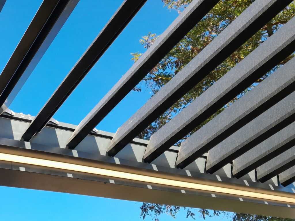 Pergola lamelowa aluminiowa SB400