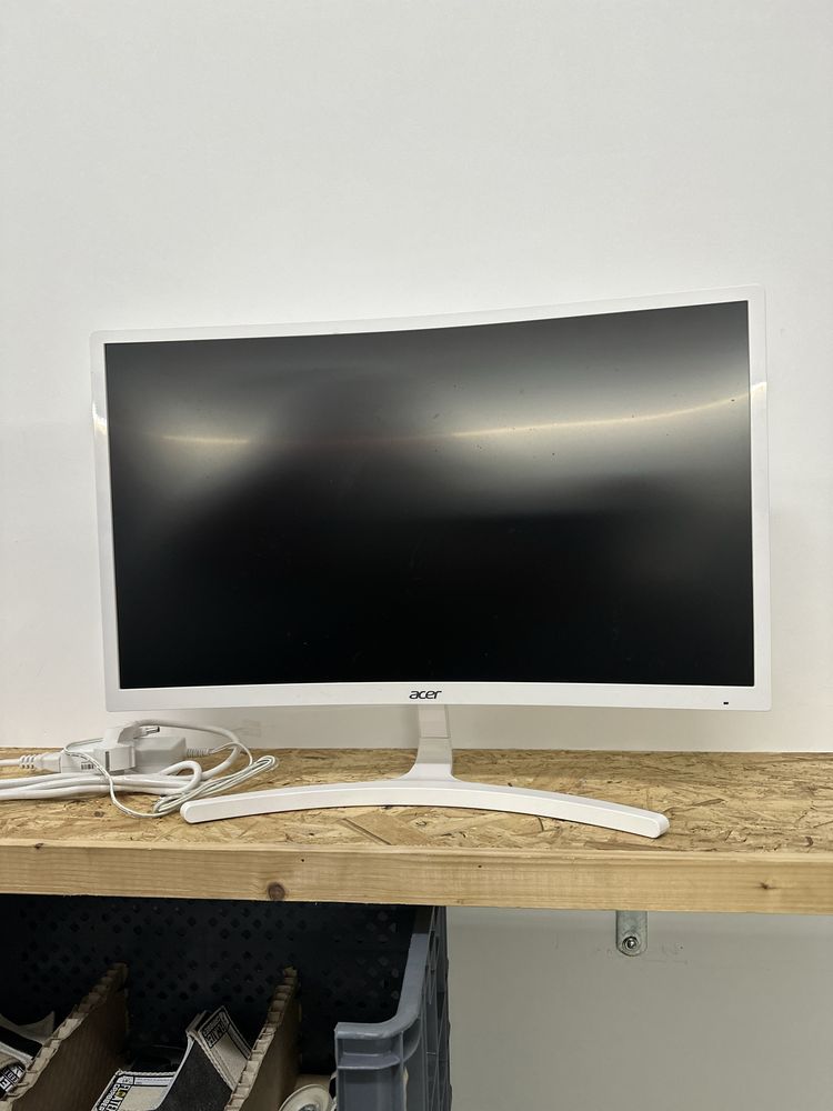 Monitor 24” Curvo ACER ED242QR