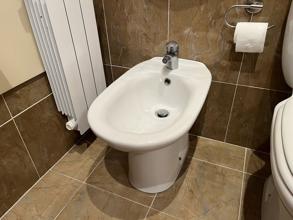 Duas sanitas + 2 bidés