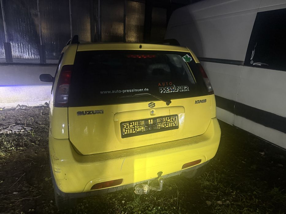 Suzuki ignis 1 2003 rok Uszkodzona