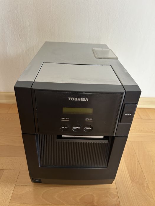 Drukarka etykiet TOSHIBA B-SA4TM (300 dpi) - przemysłowa, stan idealny