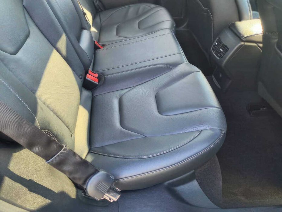 Ford Fusion Hybrid Titanium      2019