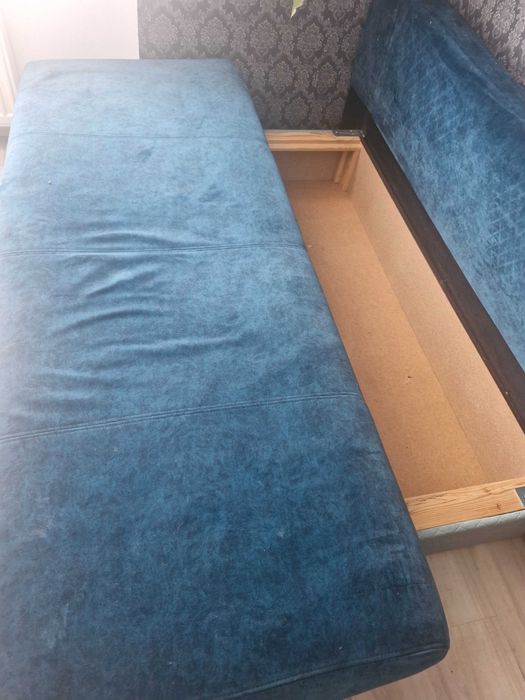 Sofa, 2 pufy, 2 foteliki dziecięce