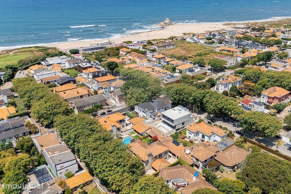 Moradia T6 para venda