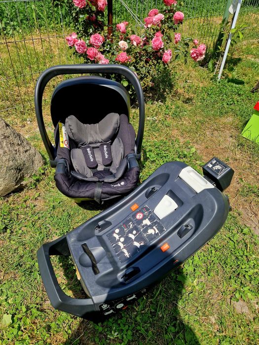 Fotelik z bazą isofix