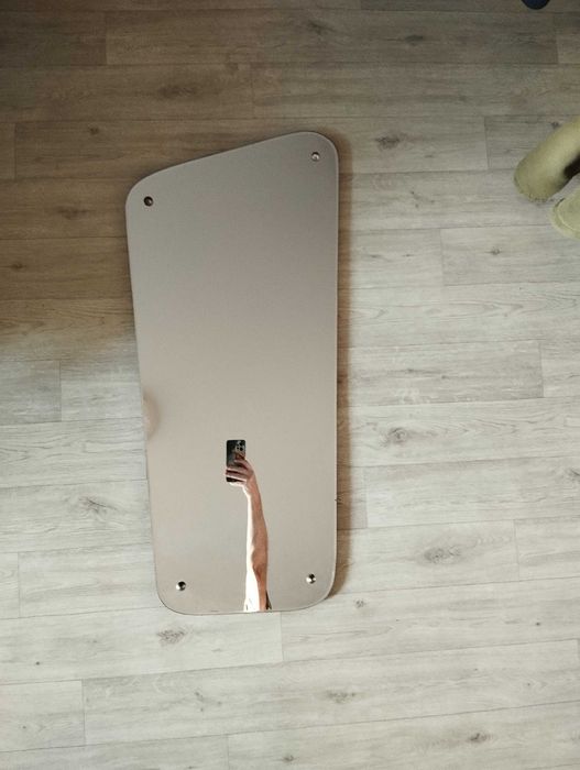 Продам дзеркало на стіну